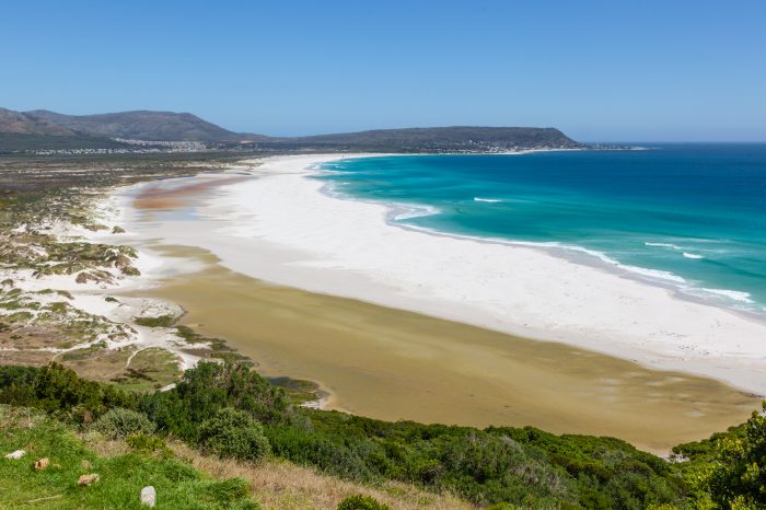 Cape Peninsula & Cape Winelands Tour in 2 Days with Africa Moja Tours & Safaris