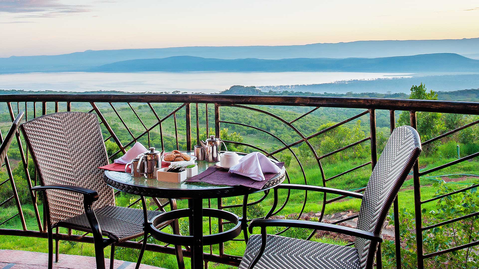 4-Day Masai Mara and Lake Nakuru Safari